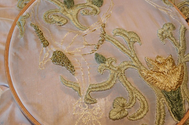 game_of_thrones_embroidery_by_eisfluegel-d7qyiwj